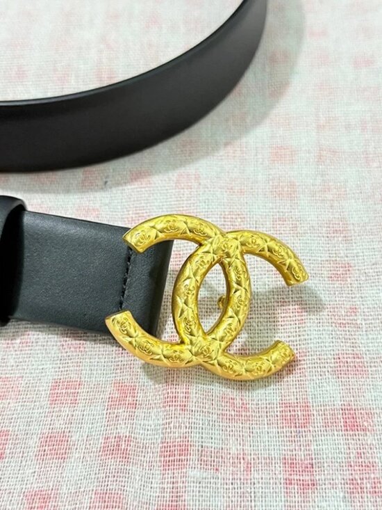 Chanel Black Leather Belt Gold Textured Interlocking CC Buckle Designer Waist Be main image 6